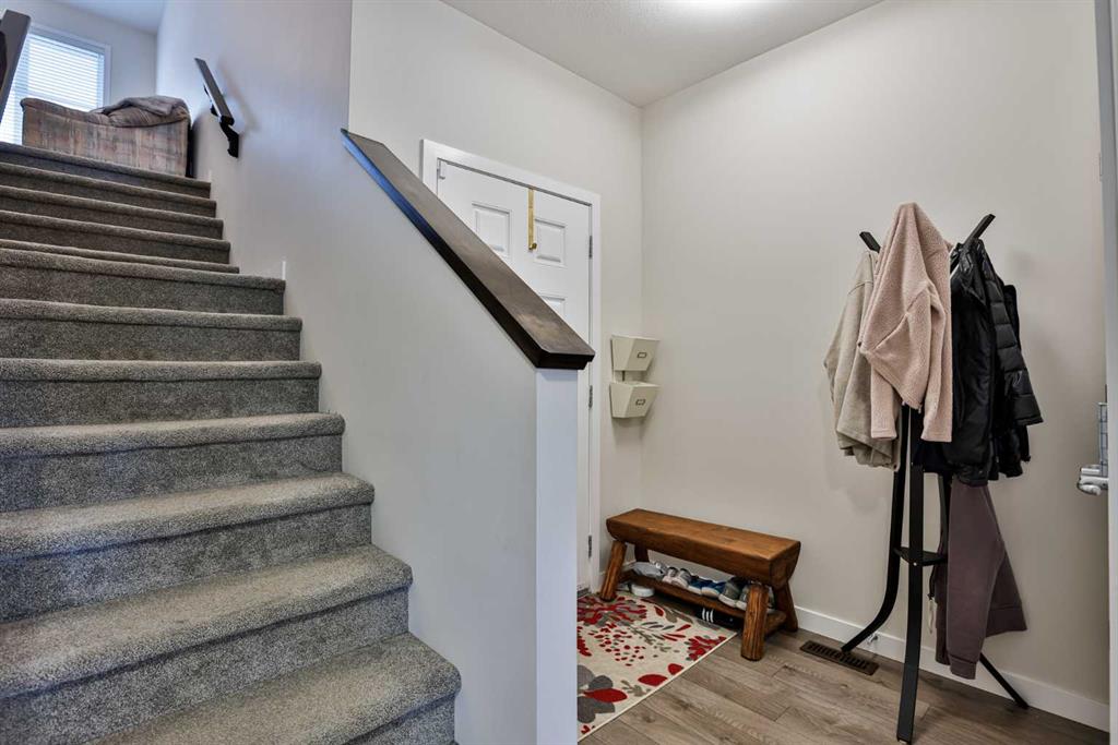 Additional image 5 of 241 Lasalle Terrace W, Lethbridge, AB, T1J 5G9