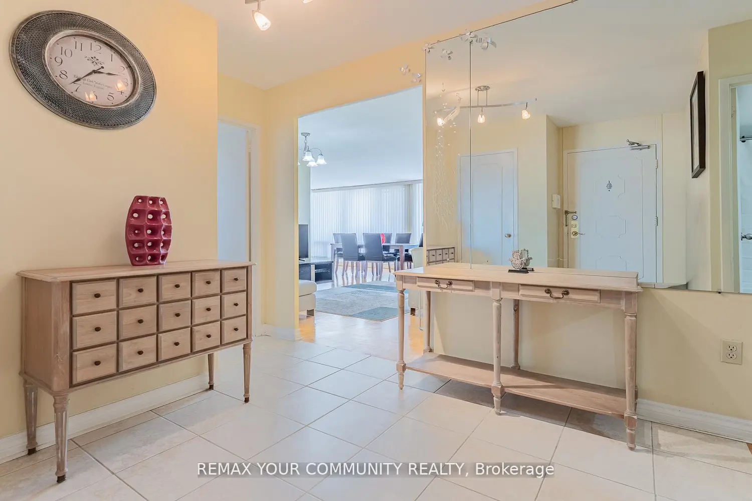 Additional image 4 of 115 Antibes Drive 702