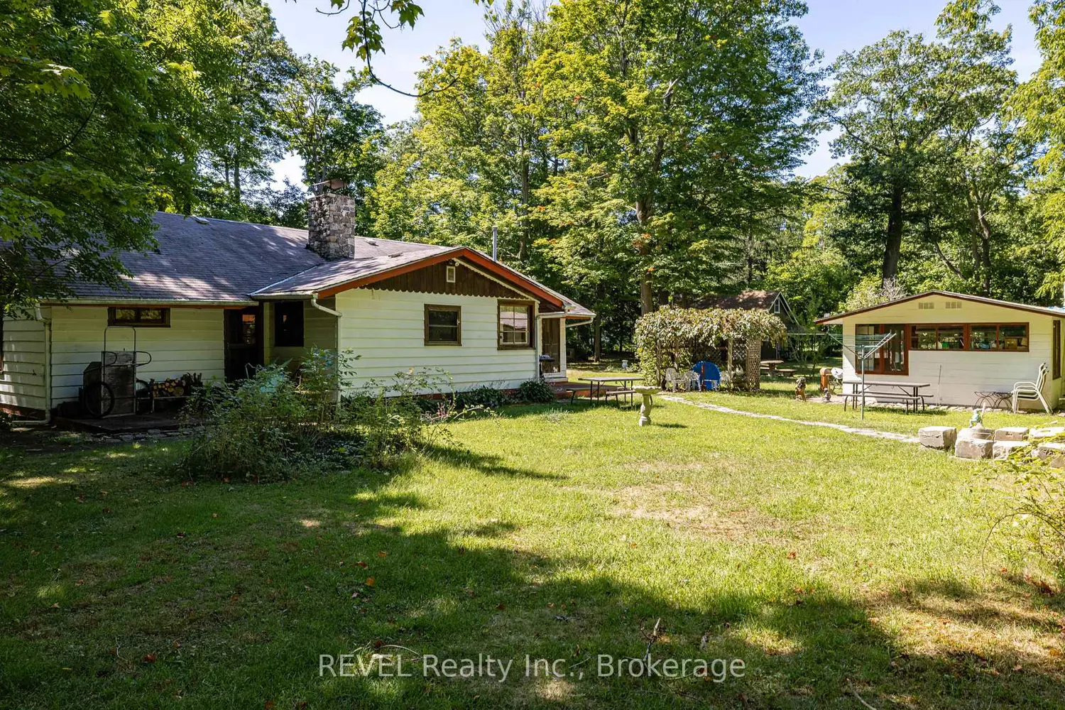 Additional image 6 of 3052 Maple Avenue