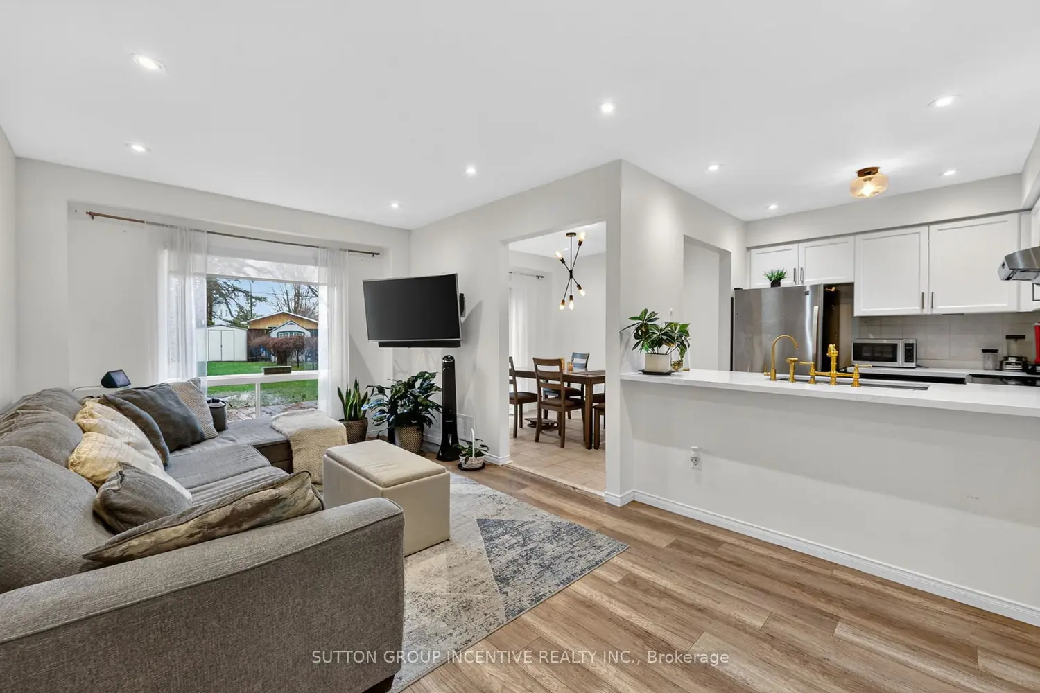 46 Bates Court photo 3