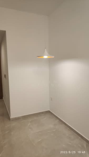 Additional image 5 of 21 Stirling Road