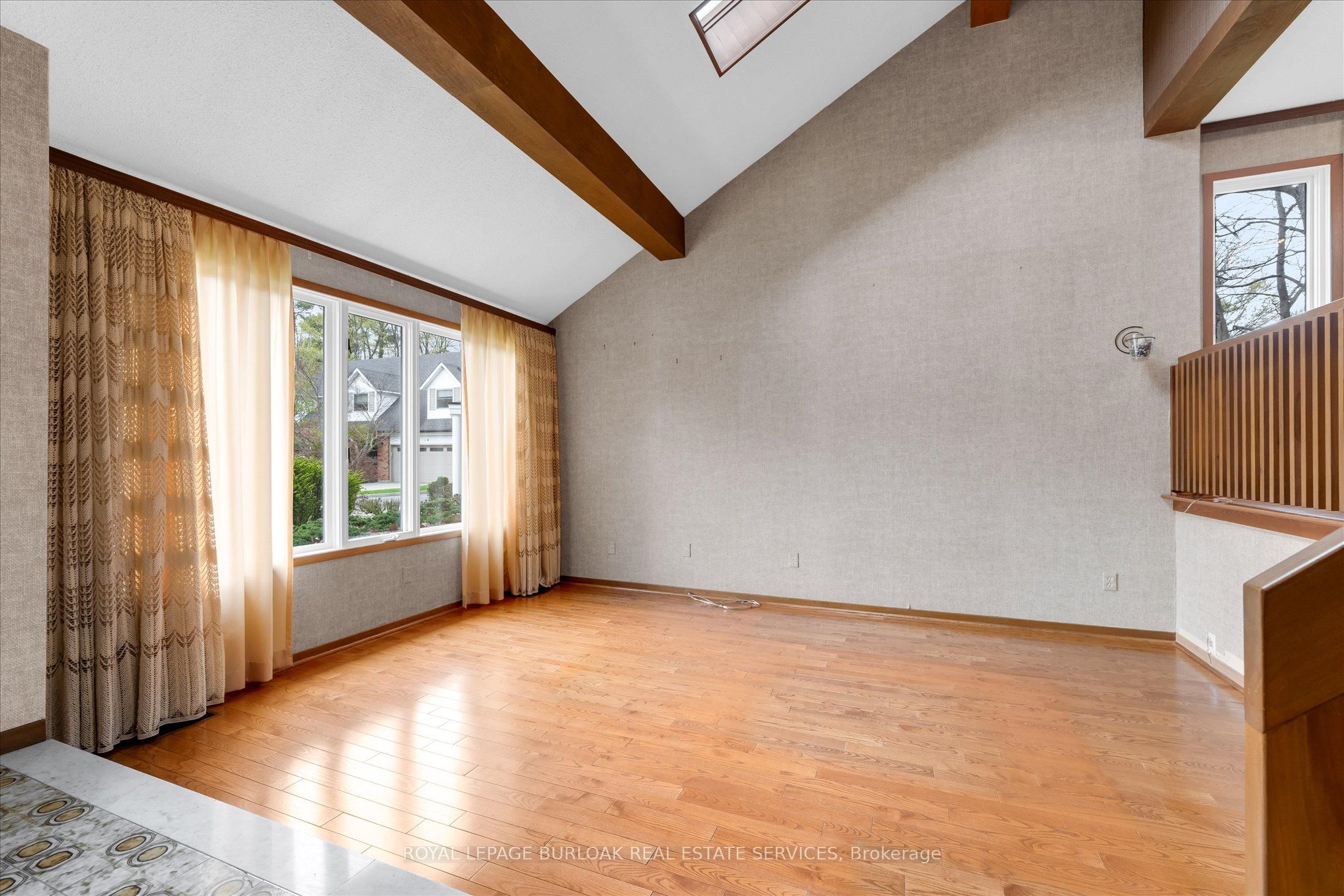 Additional image 6 of 11 Crawford Court, Hamilton, ON, L9H 6G2