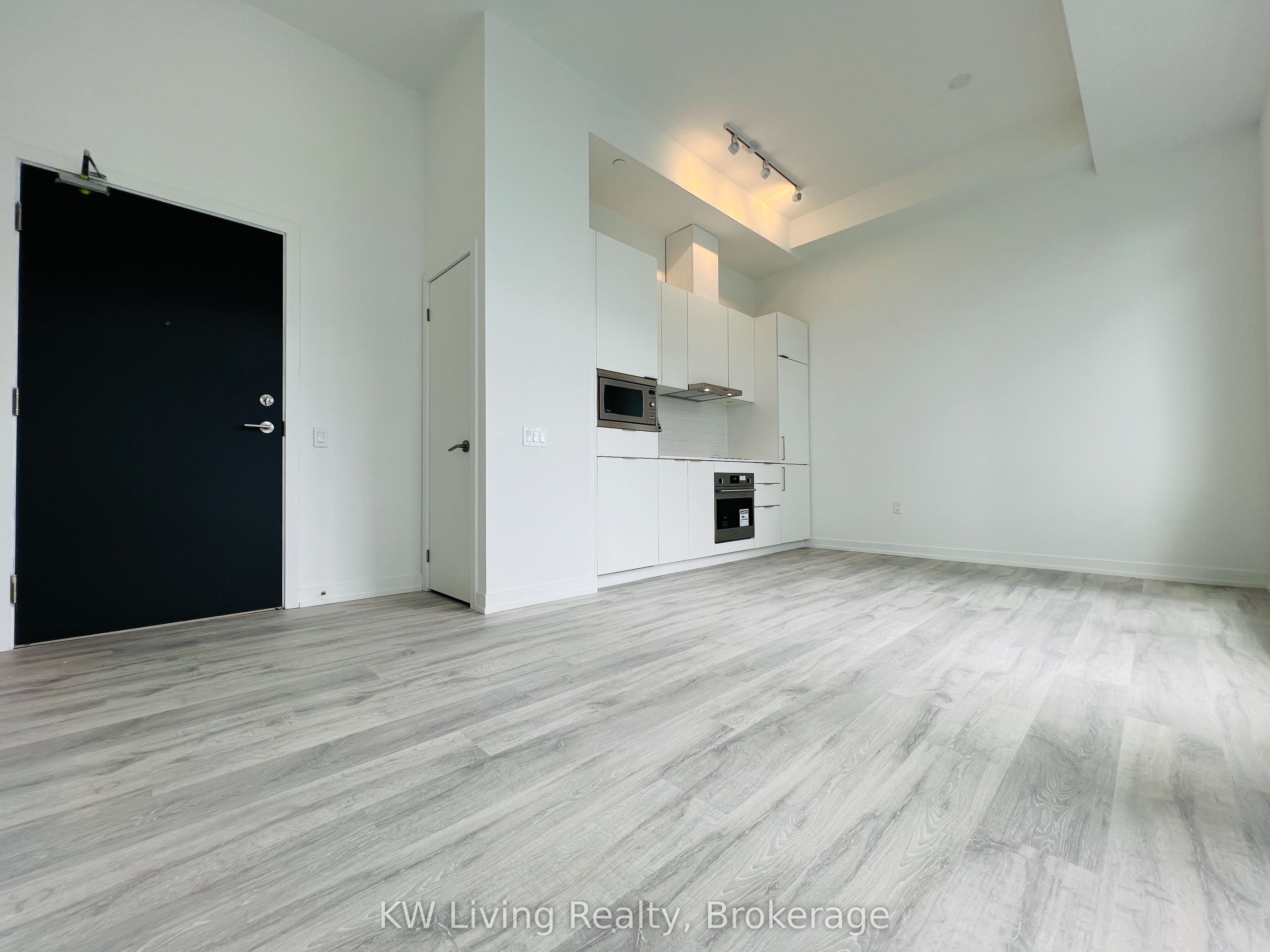 Additional image 2 of 905N-7 Golden Lion Heights, Toronto, ON, M2M 0C1