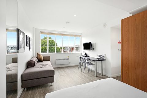 Roland House, 2 Roland Gardens, South Kensington, London SW7, Studio to rent