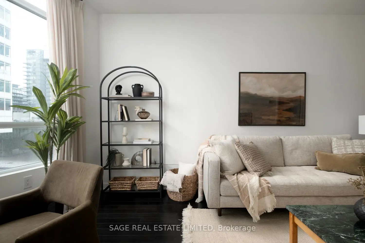 Additional image 12 of 38 Dan Leckie Way 728