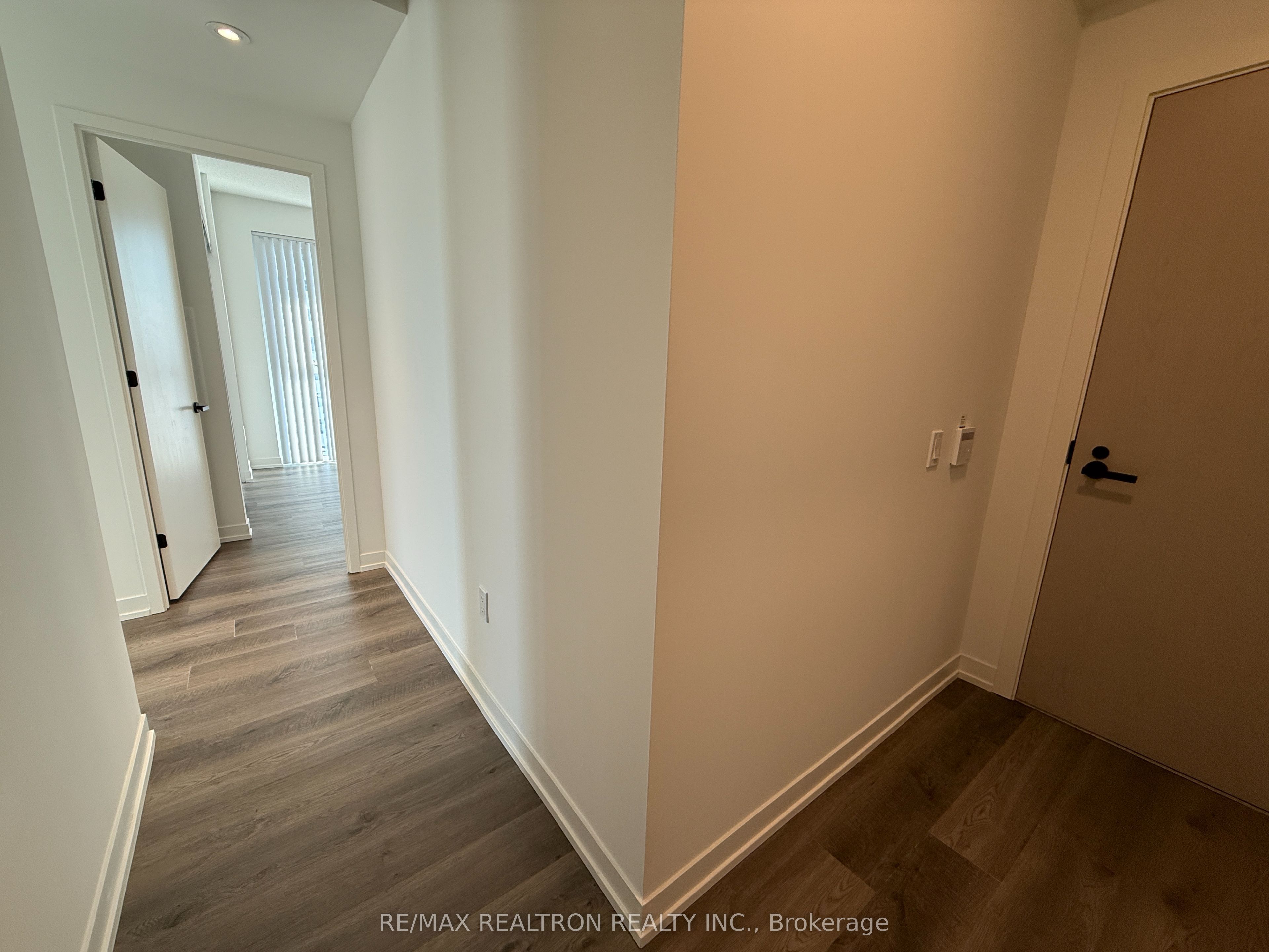 Additional image 5 of 5112-8 Interchange Way, Vaughan, ON, L4K 5Z7