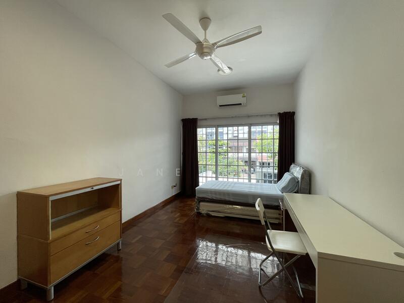 Additional image 3 of Lorong 4 Realty Park
