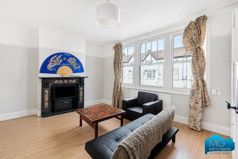 Ballards Lane, London N3