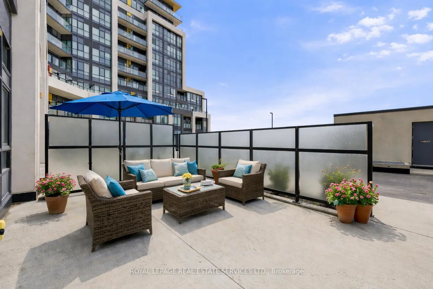 Additional image 16 of 405 Dundas Street 104