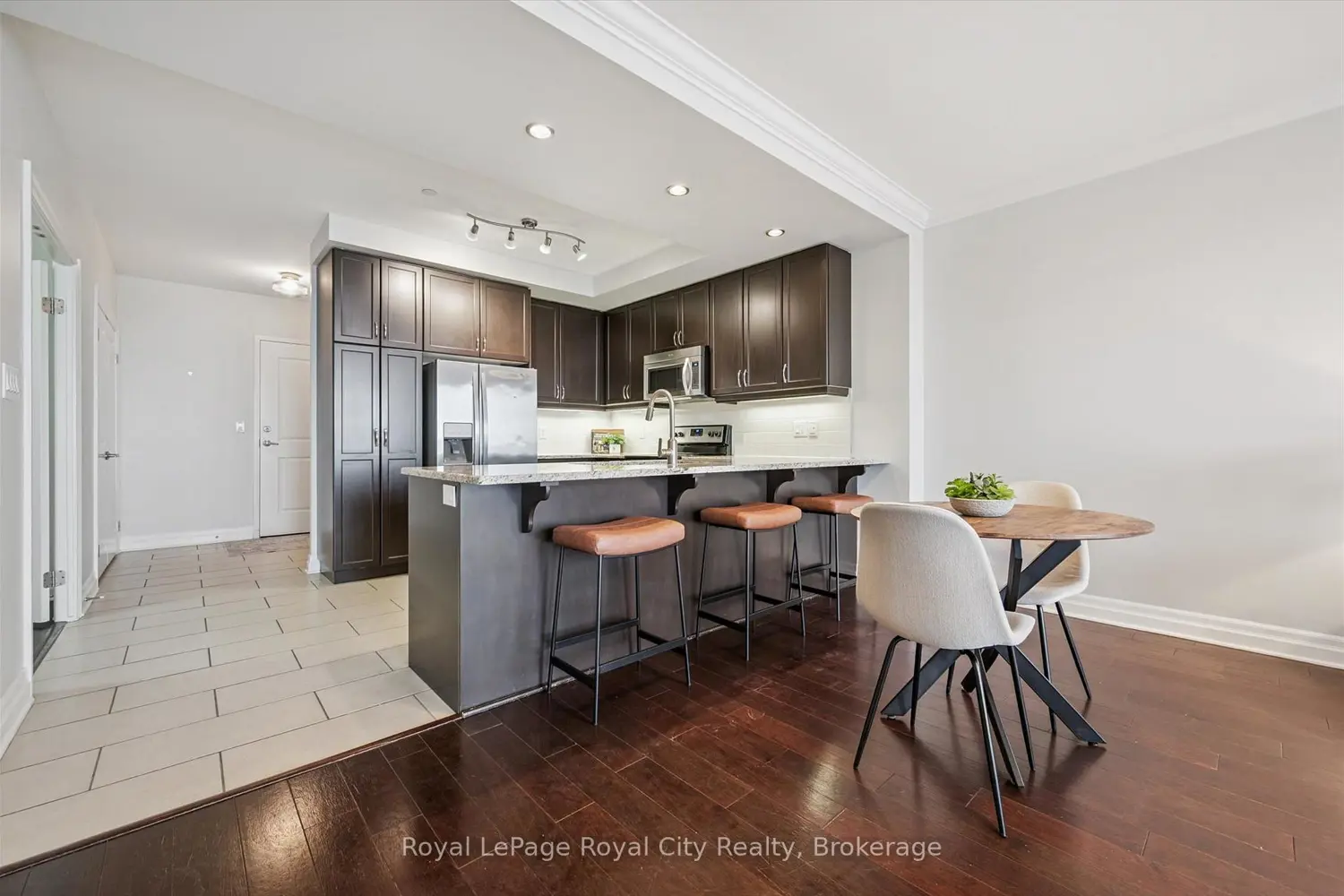 Additional image 2 of 160 Macdonell Street 1108