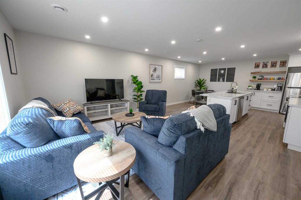Additional image 3 of D-10021 105 Avenue, Grande Prairie, AB, T8V1H2