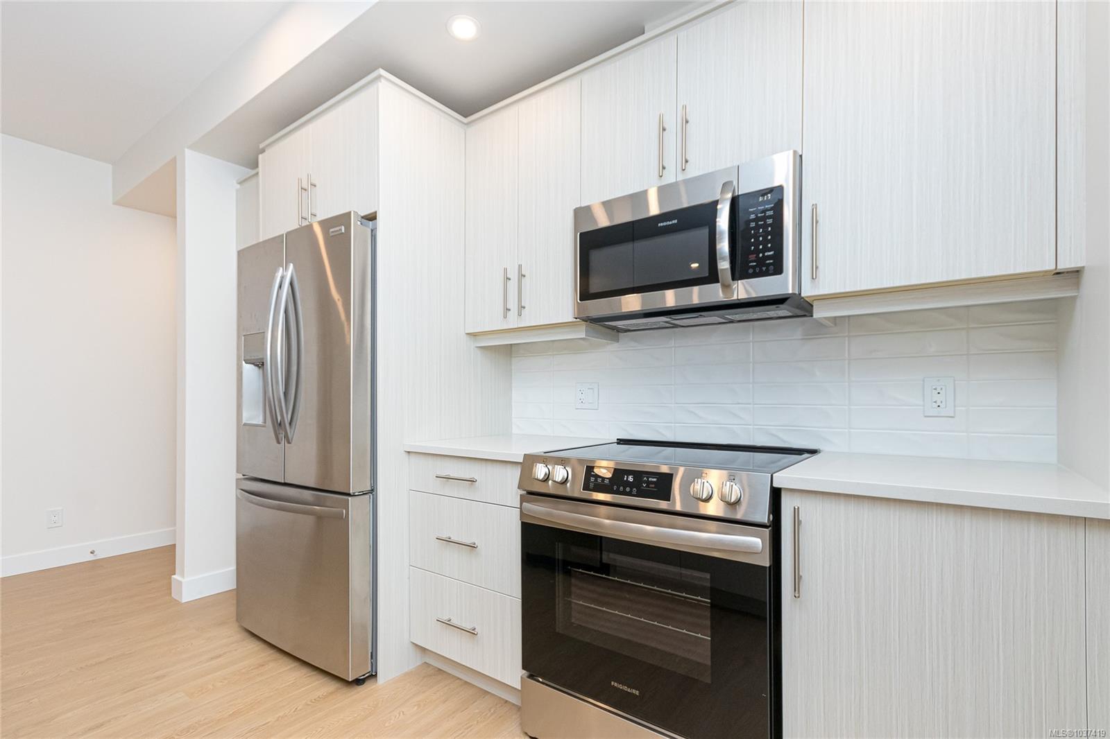 Additional image 4 of 403-918 Jenkins Avenue, Langford, BC, V9B 2N7