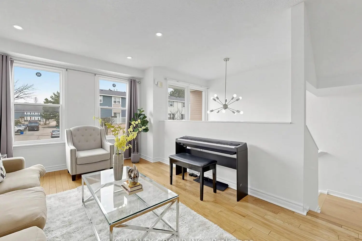 Additional image 7 of 1742 John Street 36