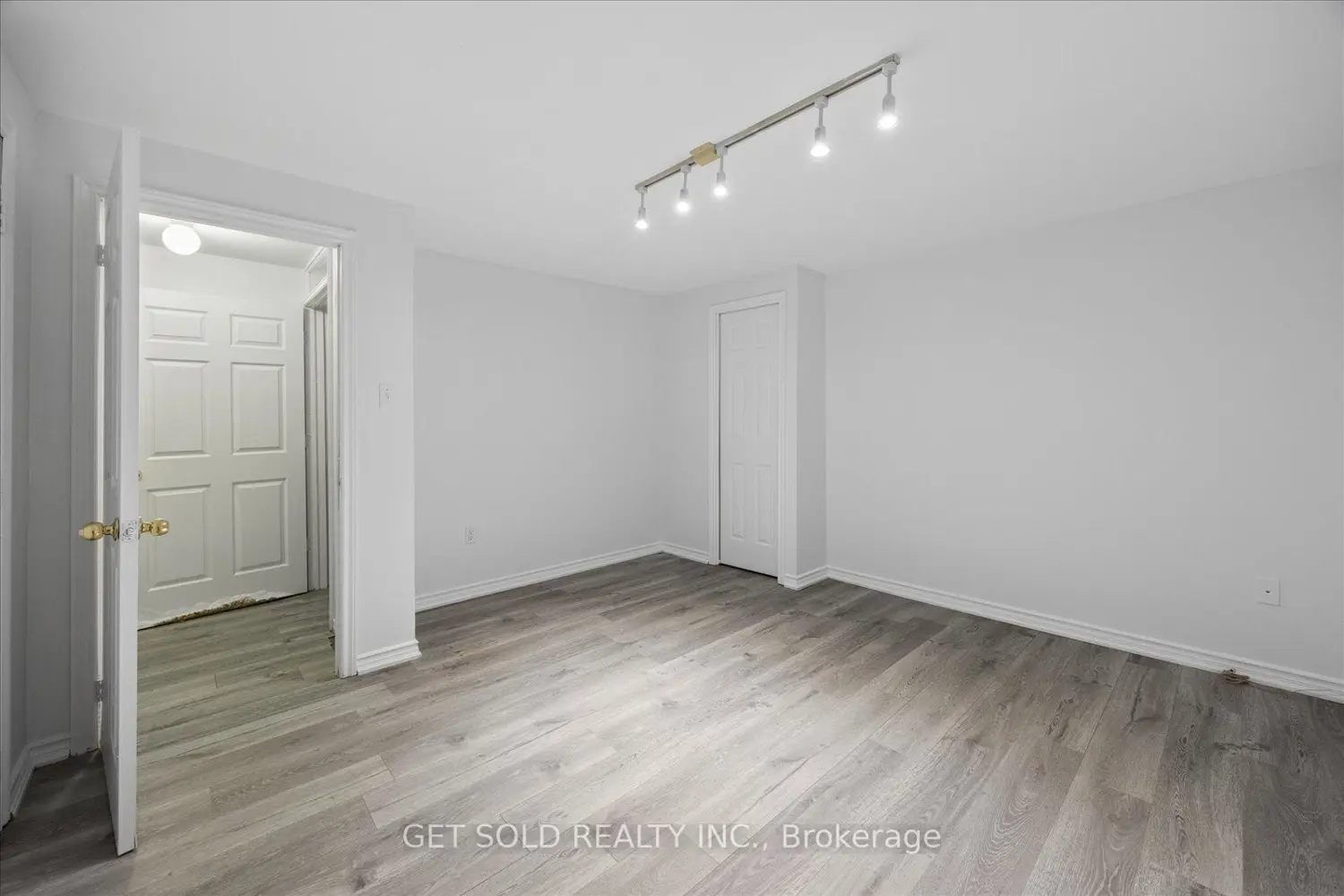 Additional image 14 of 16 Deerchase Road