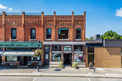 Additional image 7 of Upper Unit-8 Bruce Street S, Blue Mountains, ON, N0H 2P0