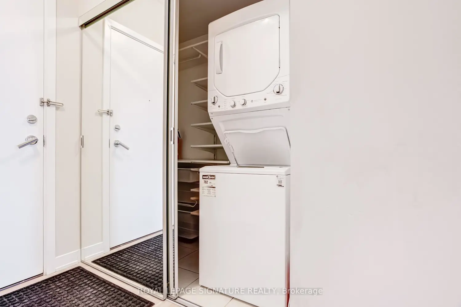 Additional image 5 of 1830 Bloor Street 836