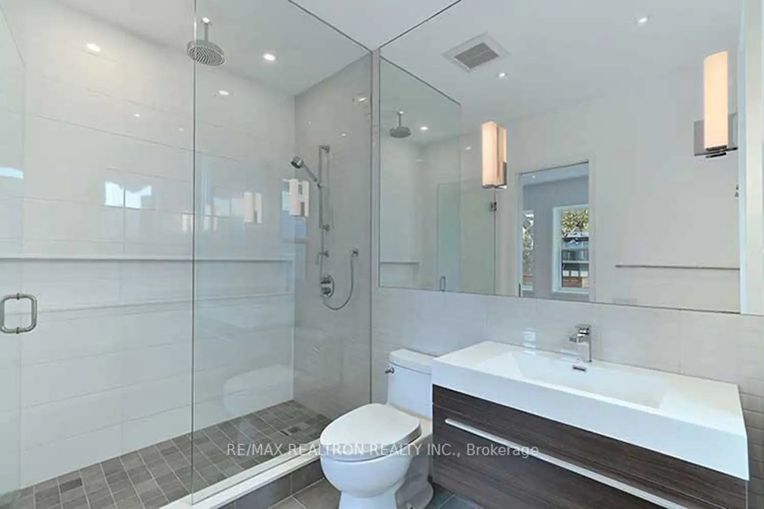 Additional image 8 of 69 Brunswick Avenue