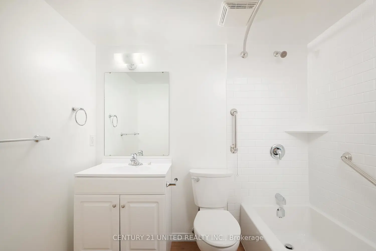921 Armour Road 218 photo 4