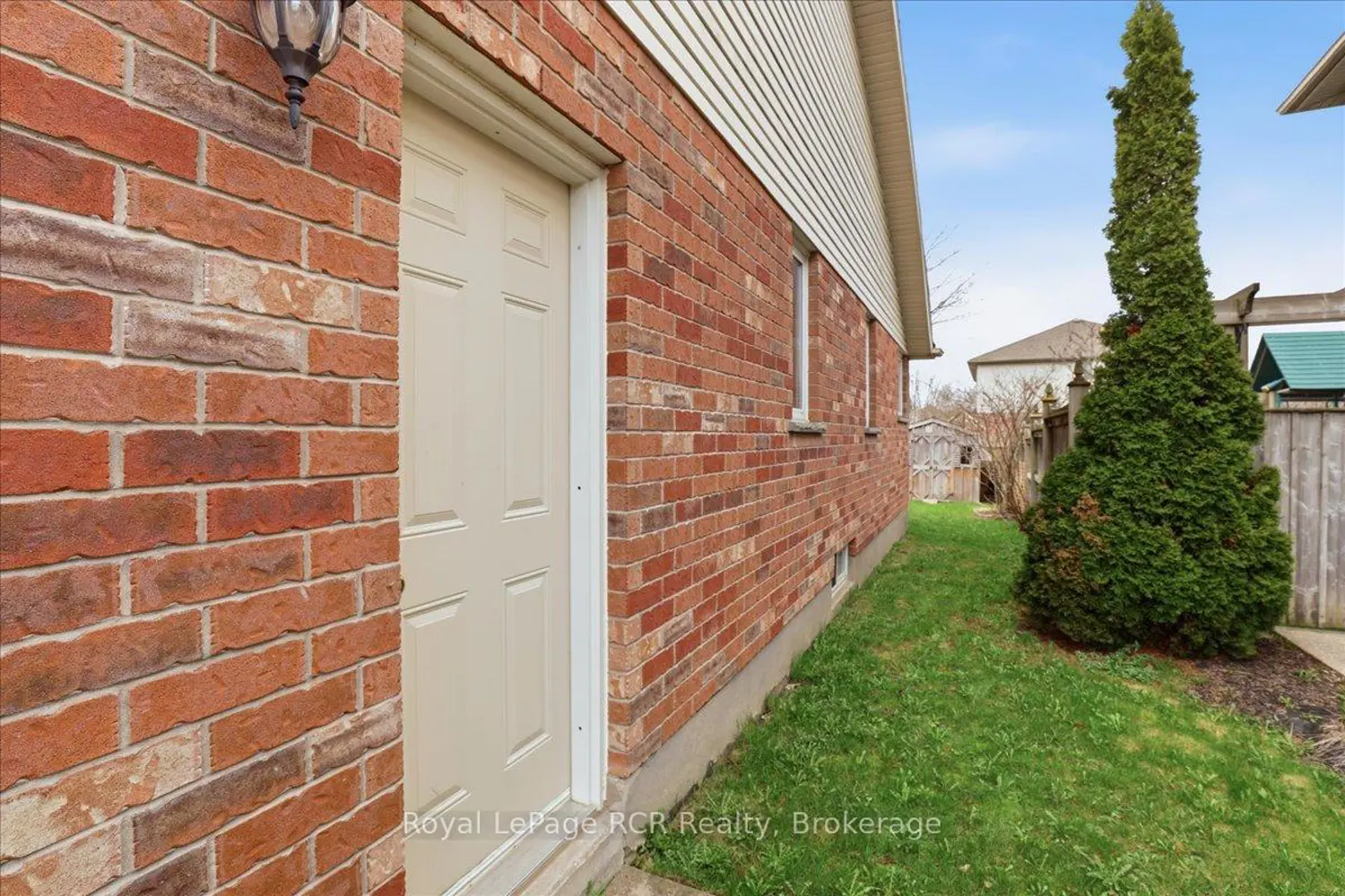 Additional image 16 of 14 Parkside Street