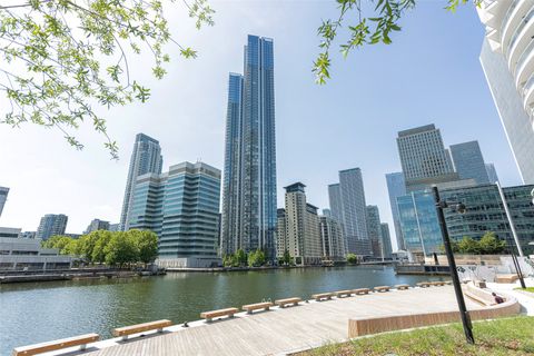 Marsh Wall, Canary Wharf E14, Studio for sale
