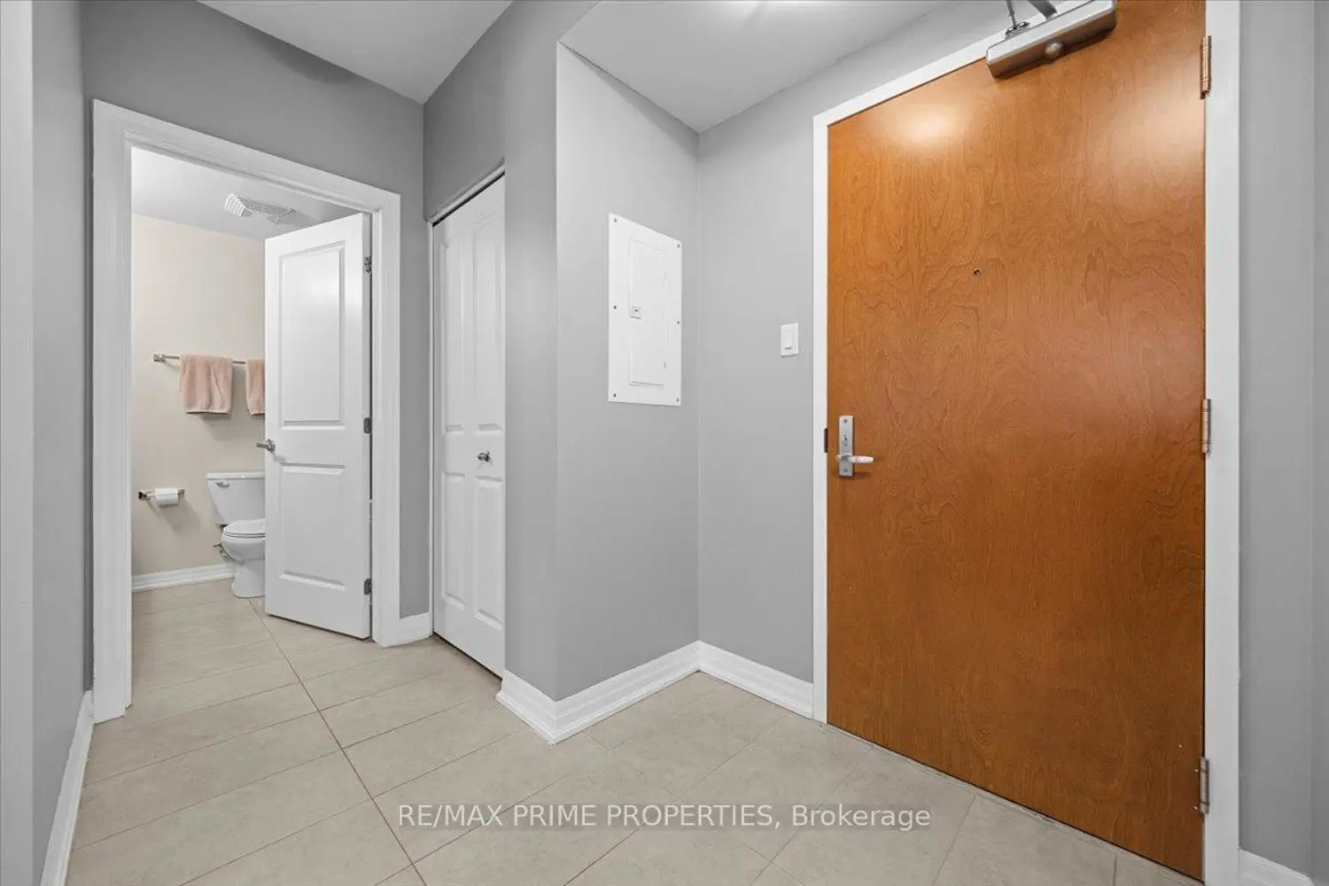 242 Rideau Street 2107 photo 2