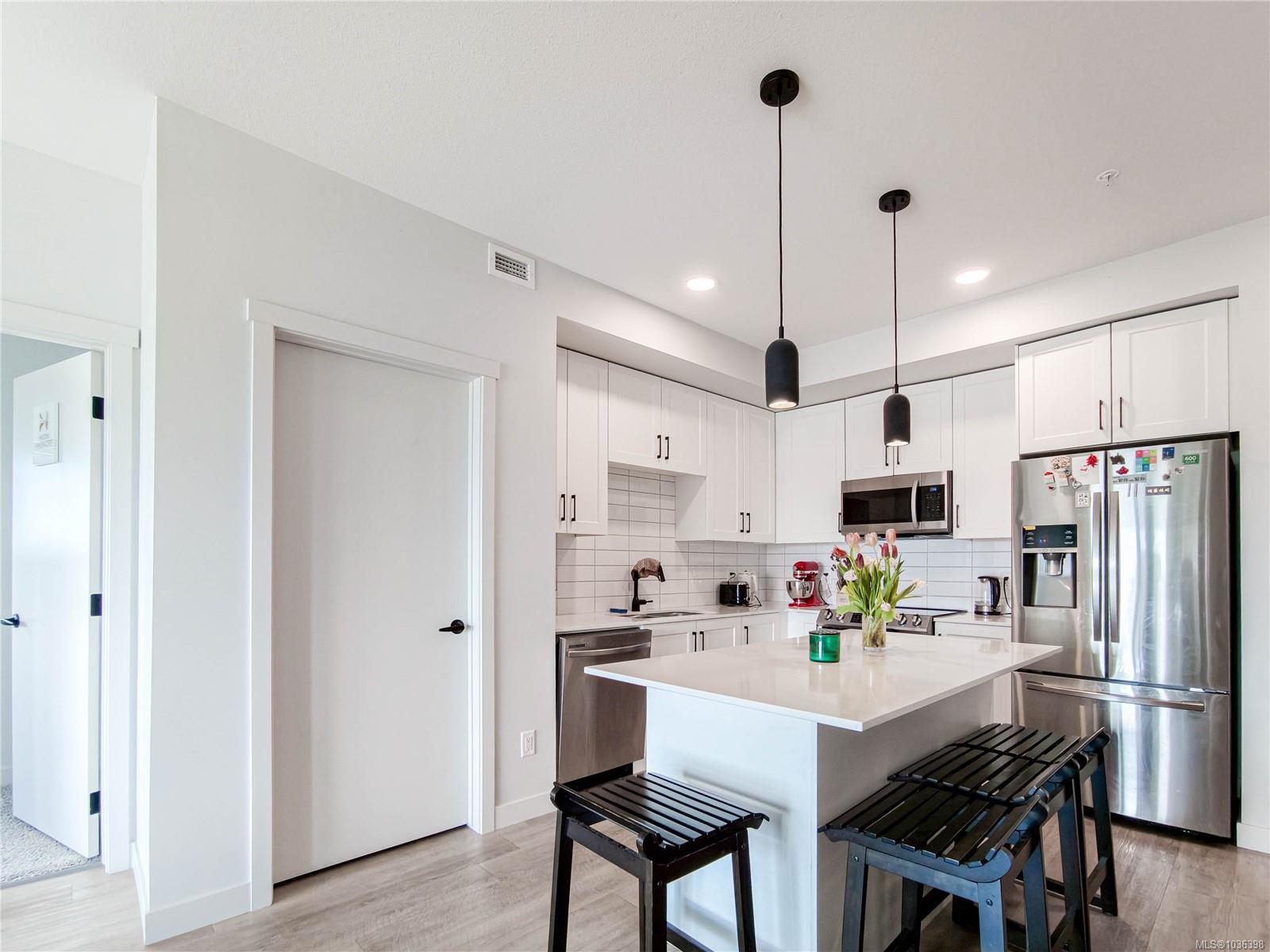 Additional image 5 of 502-2465 Gateway Road, Langford, BC, V9B 6R1