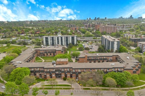 Additional image 8 of 347-1395 Williamsport Drive, Mississauga, ON, L4X 2T4