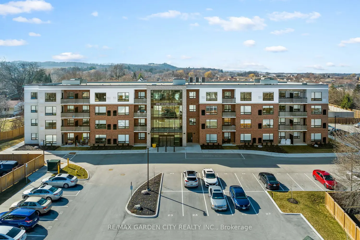 3998 Victoria Avenue 105
