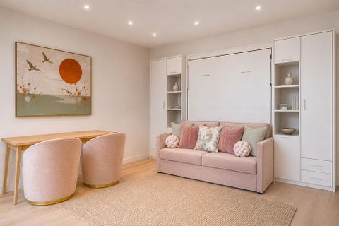 Great Portland Street, Fitzrovia, London W1W, Studio to rent