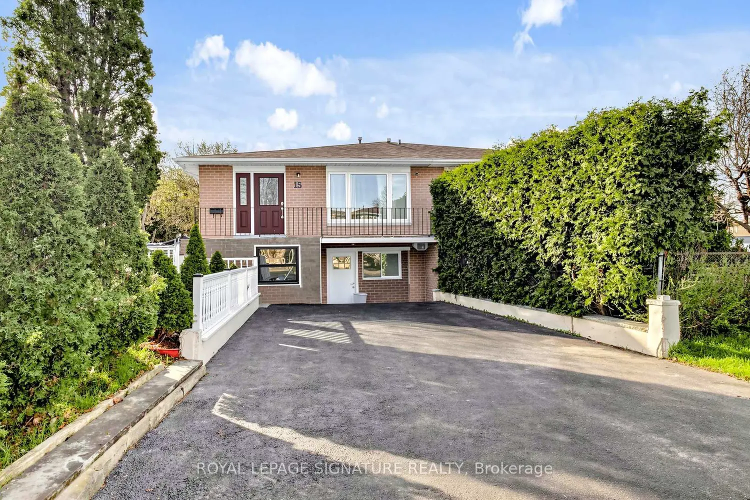 15 Gainsborough Road