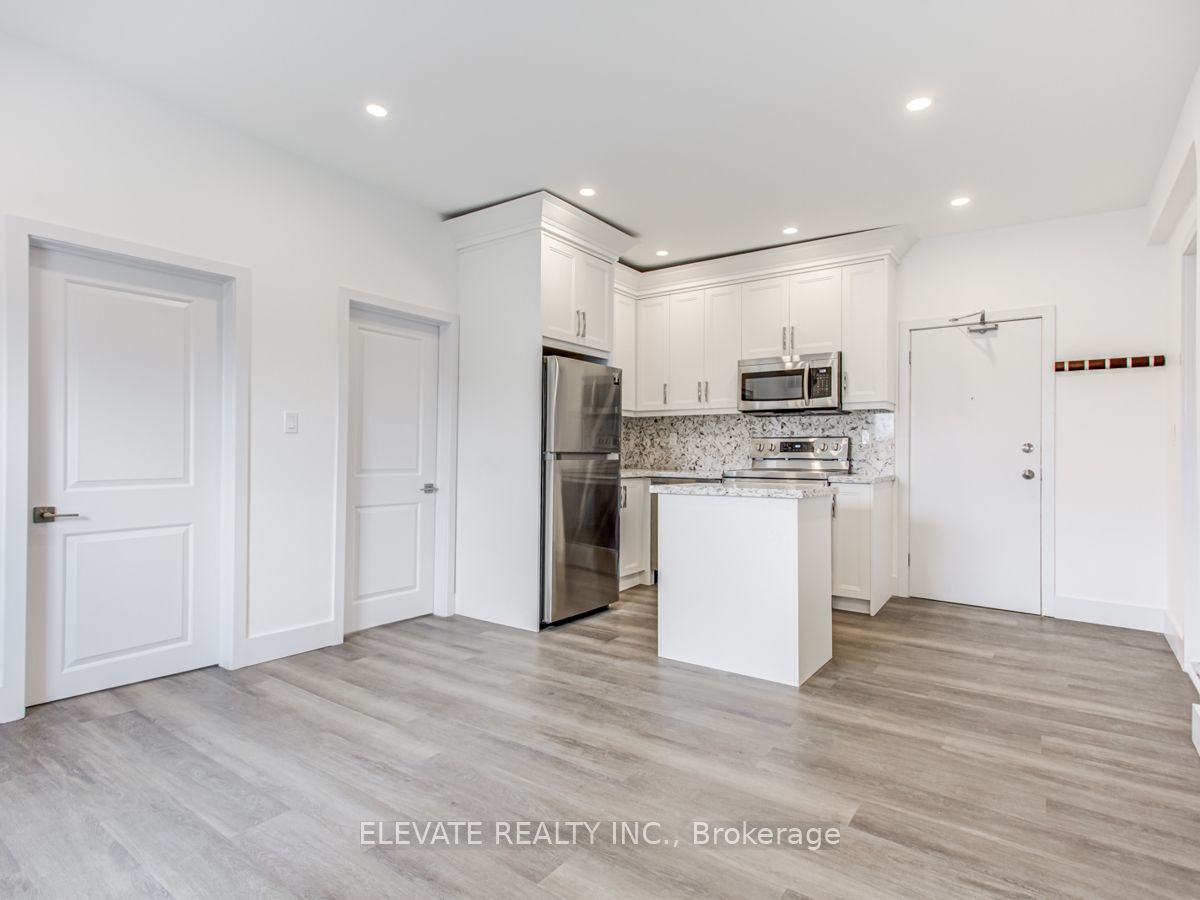 Additional image 3 of 2-228 Oakwood Avenue, Toronto, ON, M6E 2V4