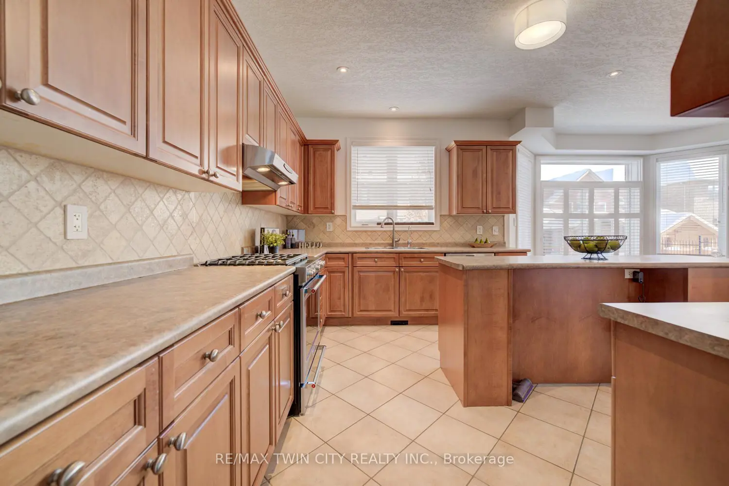 169 Falconridge Drive photo 5