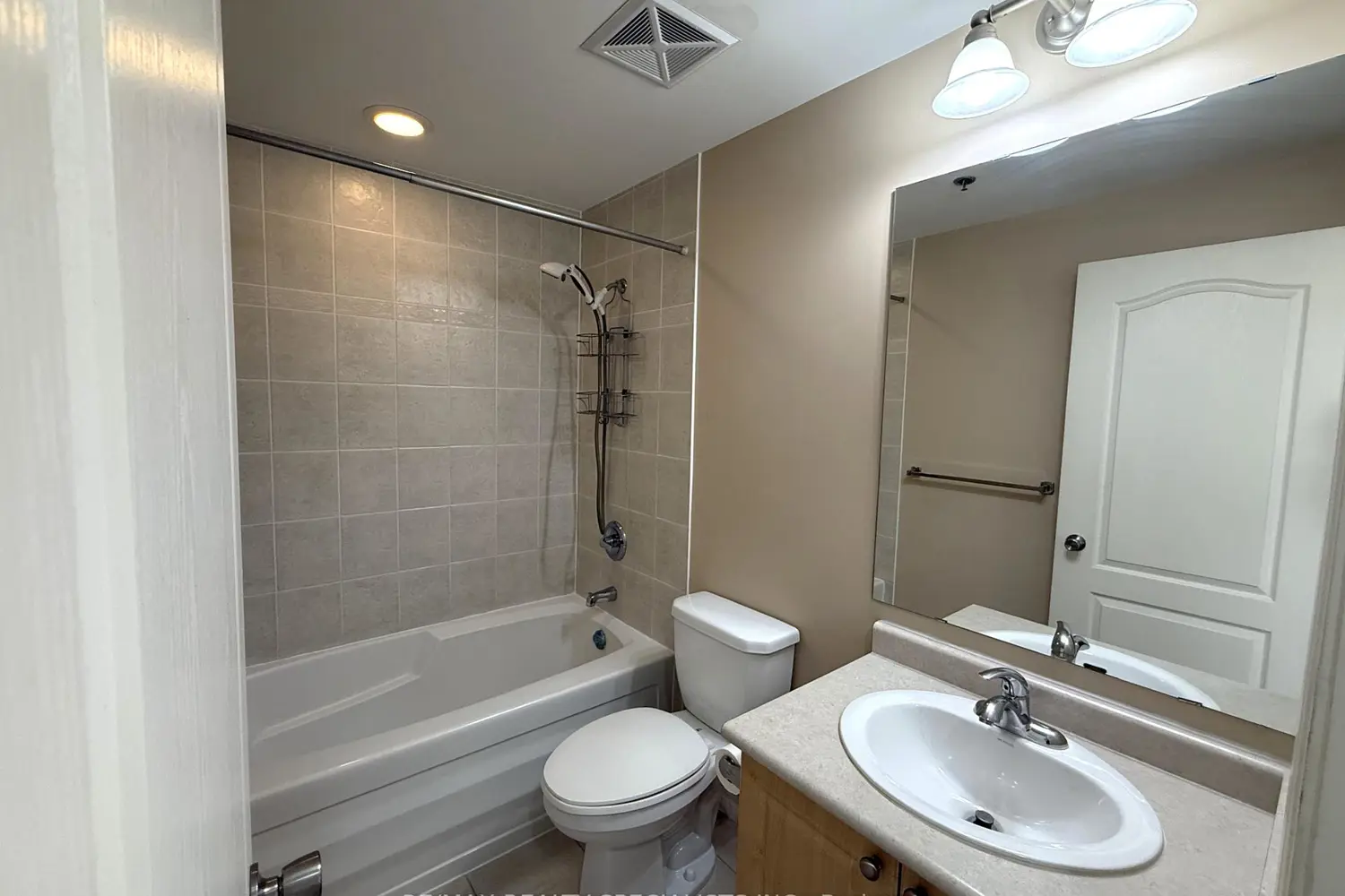 Additional image 14 of 830 Scollard Court 305