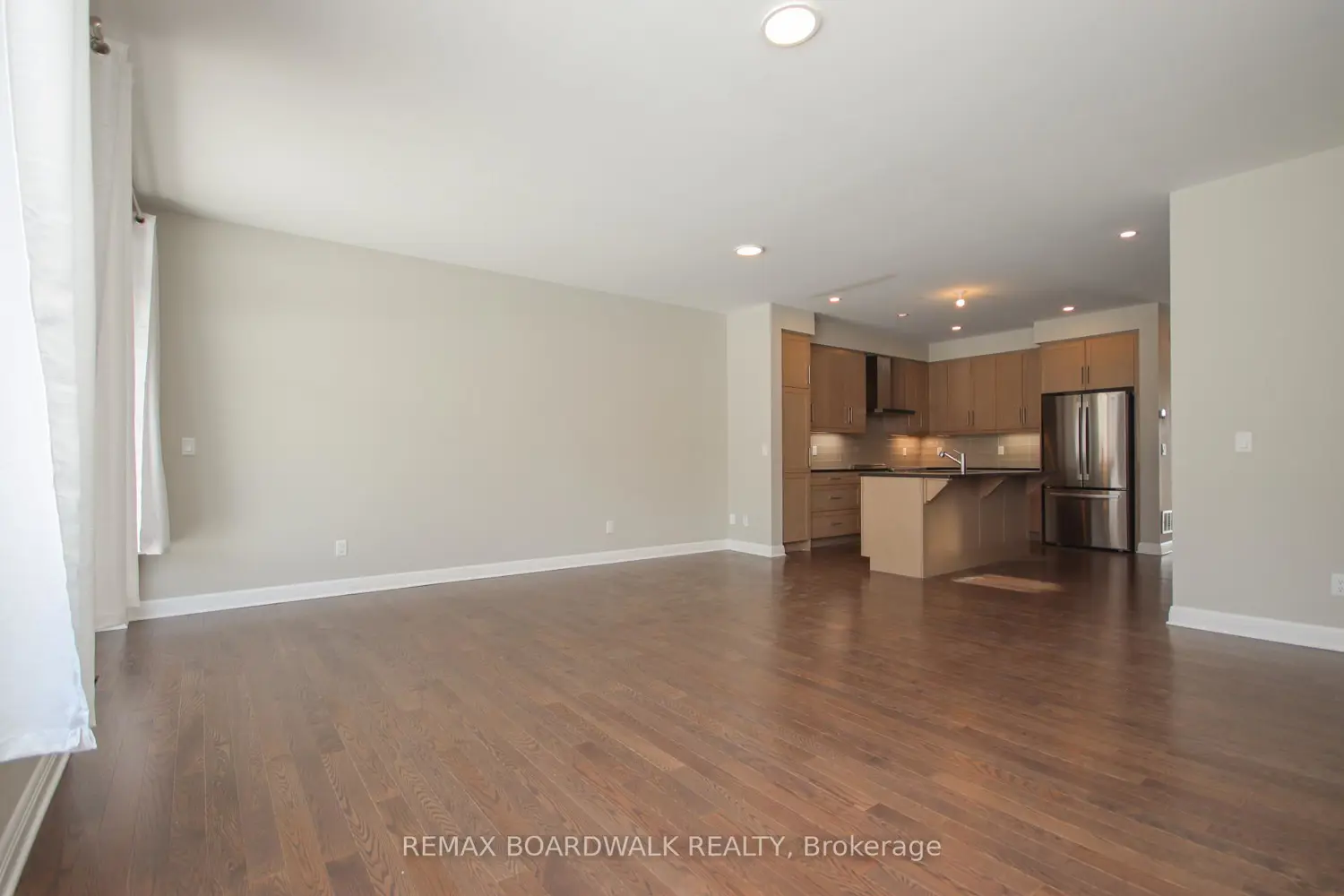 Additional image 3 of 74 Michael Stoqua Street