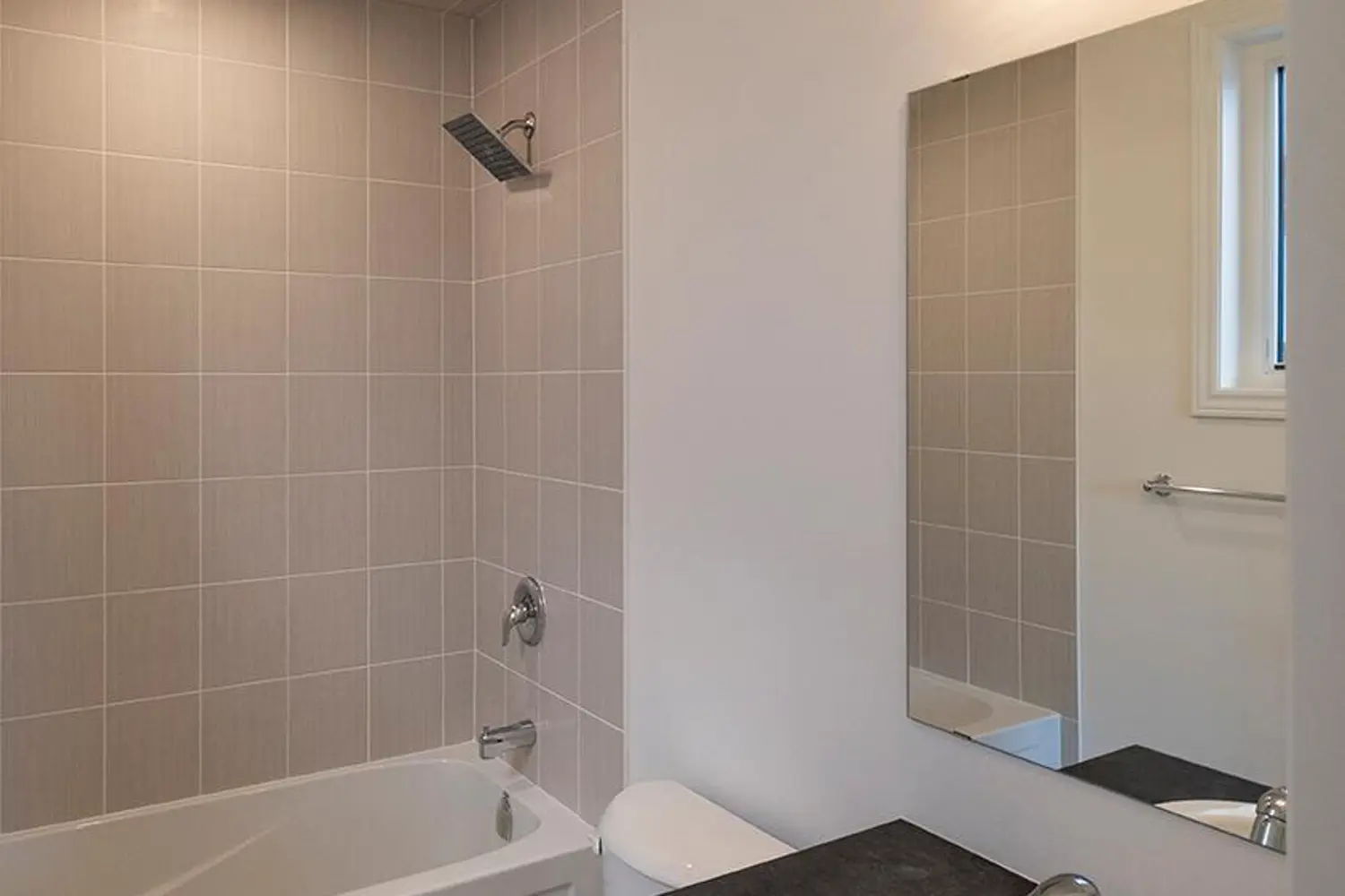 Additional image 8 of 64 Hillcroft Way