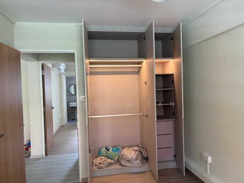 Additional image 7 of 844 Tampines Street 82
