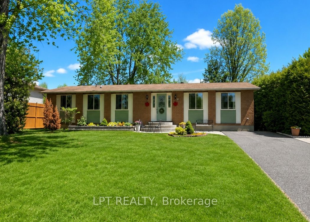 9 Dallaire Crescent, Ottawa, ON, K0A 2Z0