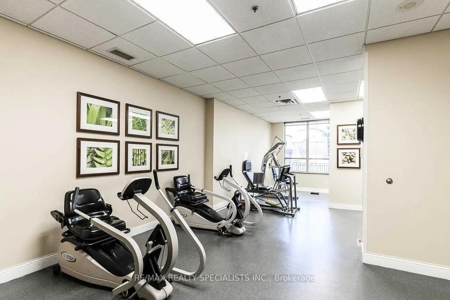 Additional image 18 of 830 Scollard Court 305