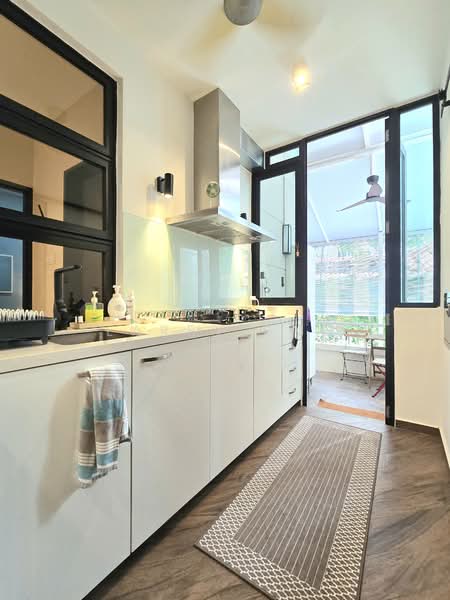 30 Lorong M Telok Kurau photo 3