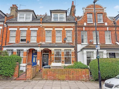 Hillfield Avenue, Hornsey N8
