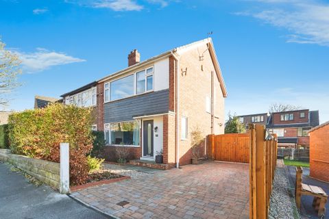 Ridgeway, Leeds LS8