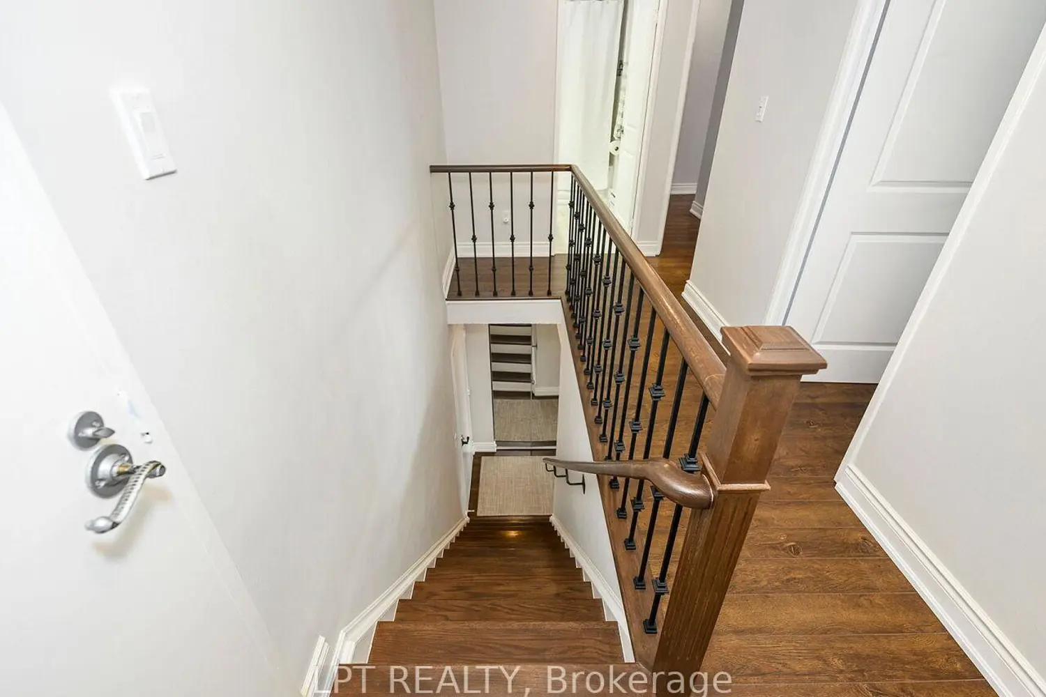Additional image 11 of 1300 Marlborough Court 534