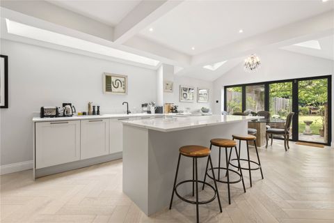 Cunliffe Street SW16