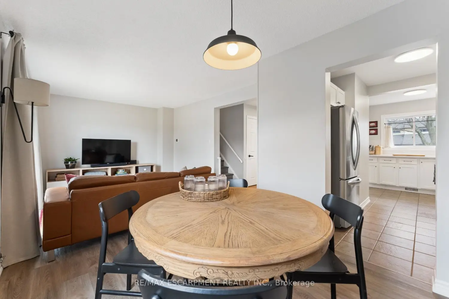 Additional image 8 of 201 Queen Victoria Drive 121