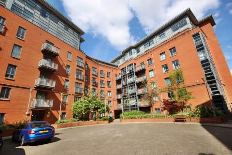 Ellesmere Street, Manchester M15