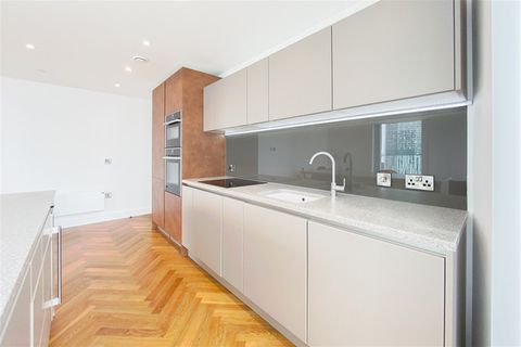 East Tower, Owen Street M15