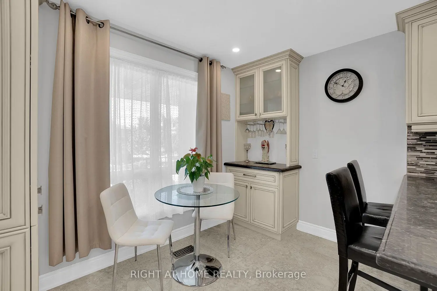 49 Pioneer Lane photo 4