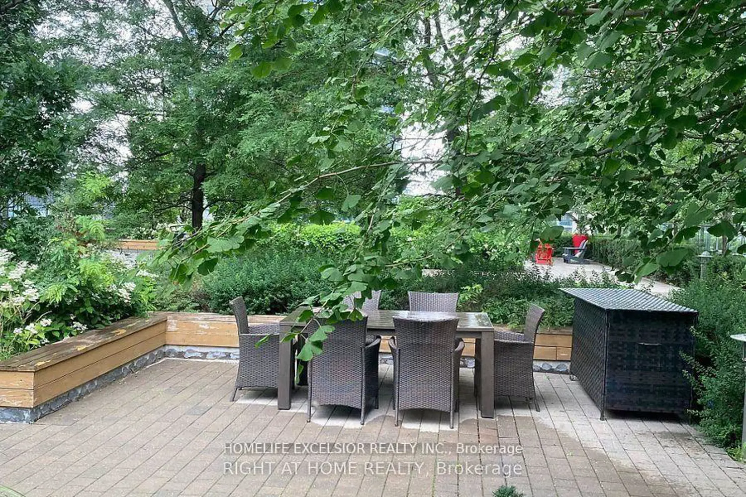 Additional image 16 of 4033 Hurontario Street 419