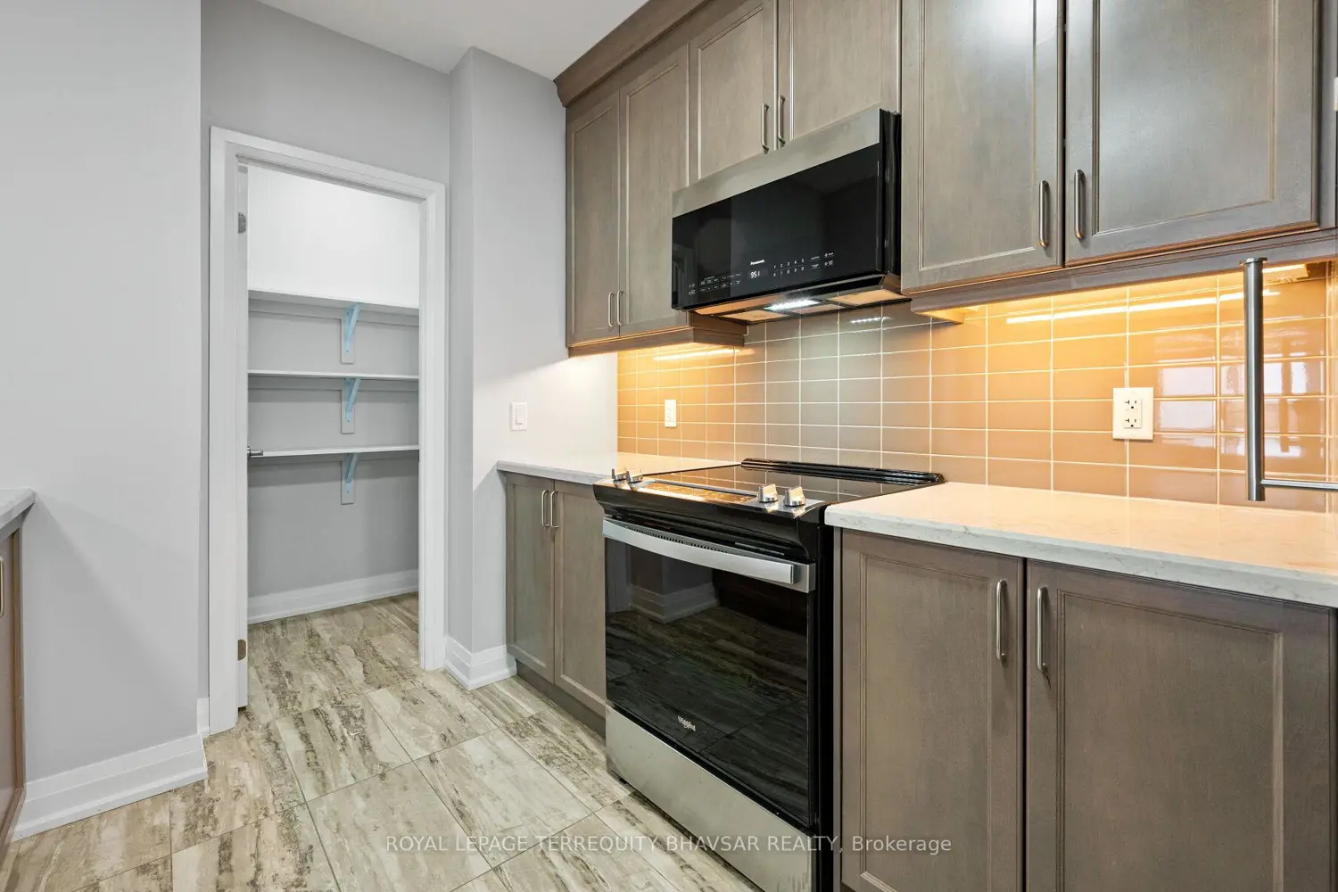 Additional image 12 of 830 Megson Terrace 621
