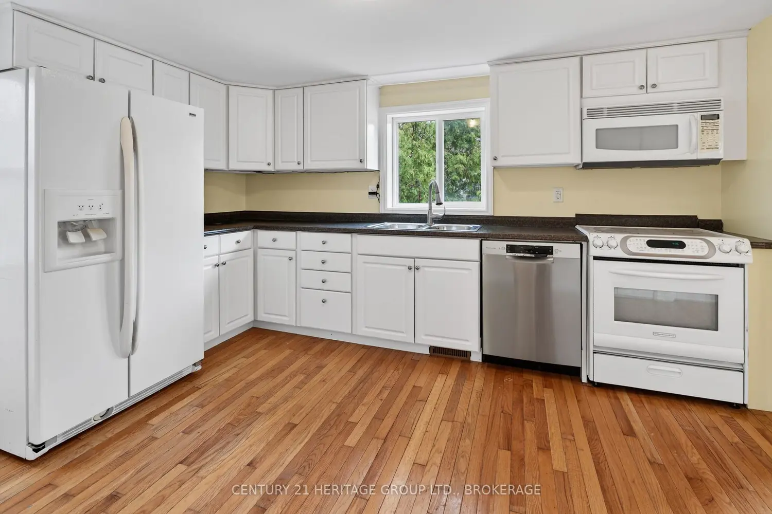 Additional image 11 of 77 Portsmouth Avenue